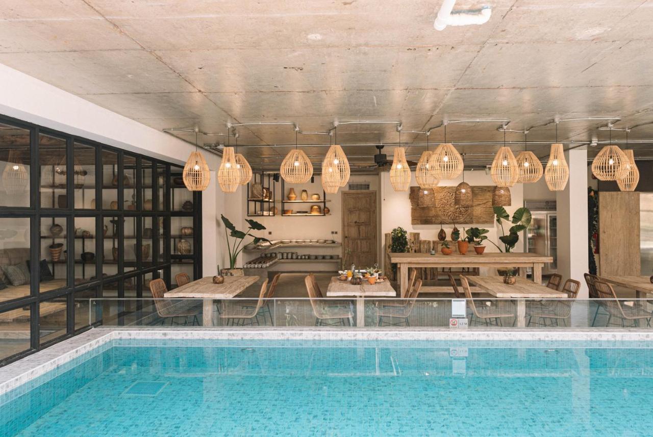 Glory Wabi Sabi Hotel 清迈古城荣耀侘寂酒店 Чиангмай Екстериор снимка