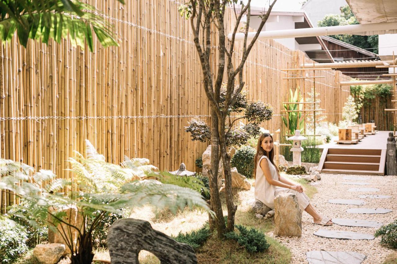 Glory Wabi Sabi Hotel 清迈古城荣耀侘寂酒店 Чиангмай Екстериор снимка
