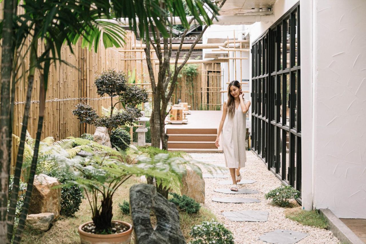 Glory Wabi Sabi Hotel 清迈古城荣耀侘寂酒店 Чиангмай Екстериор снимка