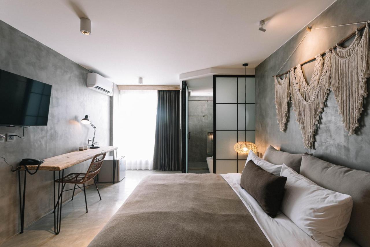 Glory Wabi Sabi Hotel 清迈古城荣耀侘寂酒店 Чиангмай Екстериор снимка